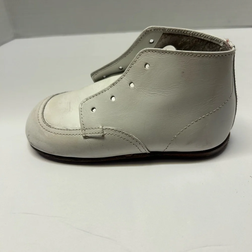 Vintage Buster‎ Brown Baby Shoes Size 5 White Leather High Top Lace up